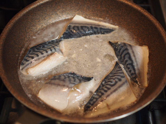 介護用鯖の味噌煮の作り方工程3