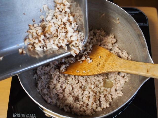 新玉ねぎの丸ごとうま煮