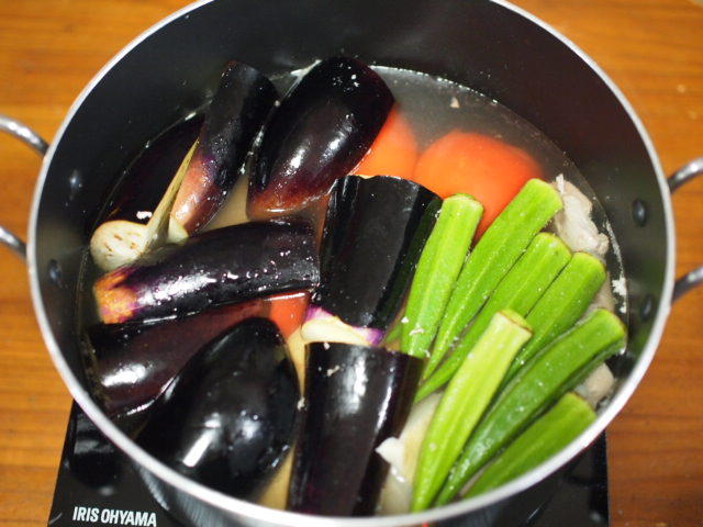 夏野菜と鶏の塩おでん