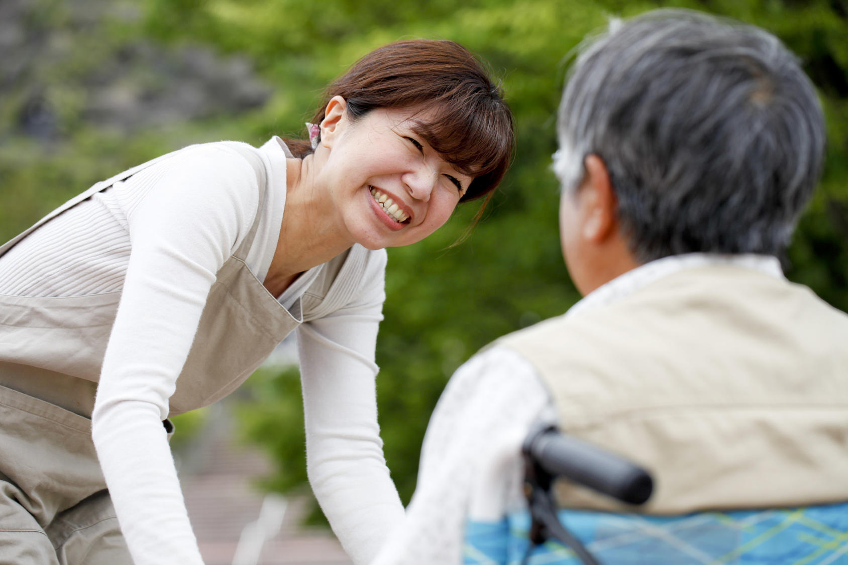 介護職員初任者研修とは？取得方法とキャリアパスについて